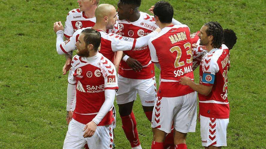 法甲：巴黎圣曼主场迎战昂热，积分榜前列的巅峰较量