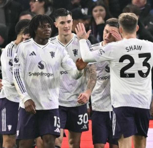 曼联12天4战迎来绝佳出分良机，全胜拿满12分助力冲击欧冠席位